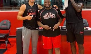 誓要帮火箭夺冠！不要抛弃我，范乔丹发出请求，杜兰特也给出态度