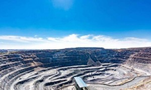 美国后悔也来不及了！中国发起稀土管制，普京政府马上反应过来，俄罗斯也不能受制于人