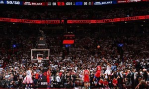 原创 
            总冠军已定,不是库里就是加索尔,东西部决赛上演手足相残