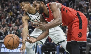 交锋历史:常规赛雄鹿3-1领先 季后赛猛龙4-2胜出