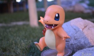 1:1的宝可梦有多大?御三家 小火龙雕像俏皮登场!