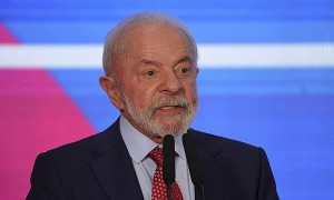 卢拉与特朗普通电话 要求美国撤销对巴西征收40%关税