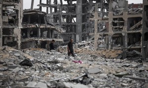 时隔6个月 运载燃料物资的卡车首次进入加沙地带