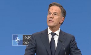 北约秘书长发表“侮辱”俄飞行员和舰长言论,克宫发声