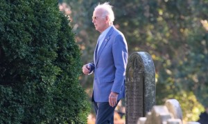 美媒:拜登自开始接受前列腺癌放射治疗后首次公开露面