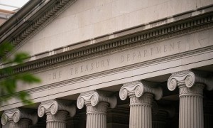 美国国债总额首次超过38万亿美元