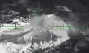 特朗普称美军摧毁一艘“载有毒品”的大型潜艇