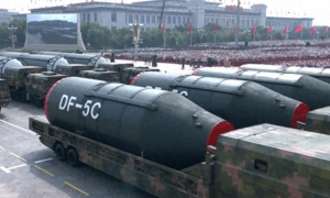 看完九三阅兵,特朗普大受刺激,以三军统帅身份,向全体美军下令