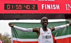 原创 
            告别传奇!奥运双金、全马破2第一人基普乔格:纽约马拉松后退役